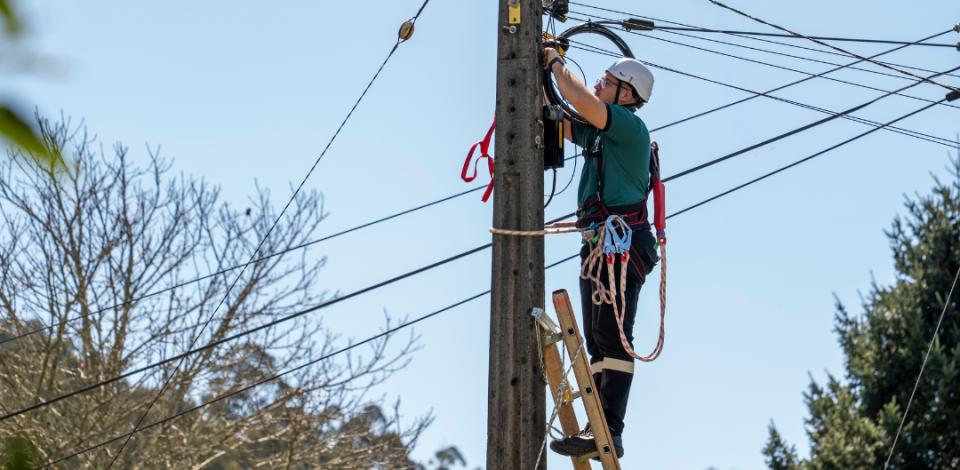 dstelecom leva rede de fibra ótica a Vale do Bispo Fundeiro