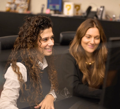 dstelecom smiling workers