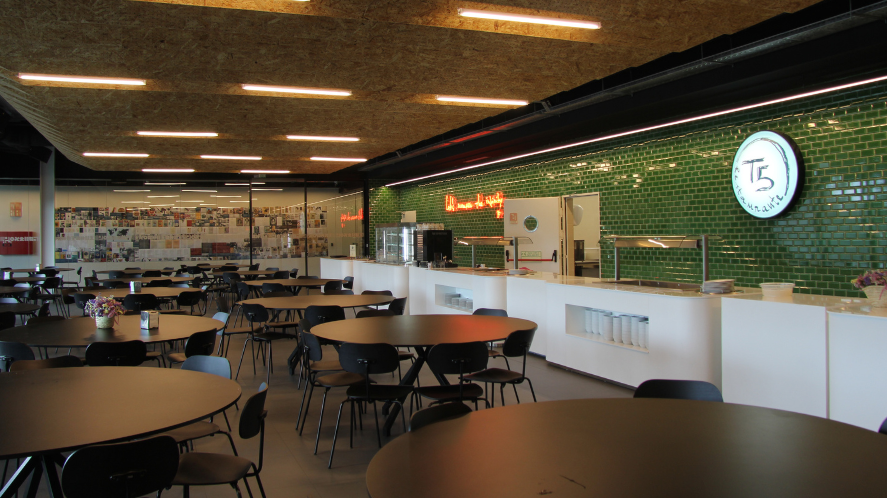 dstelecom restaurant