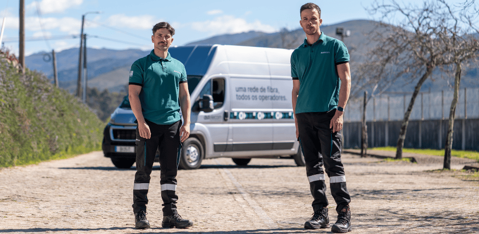 dstelecom technicians next to the van